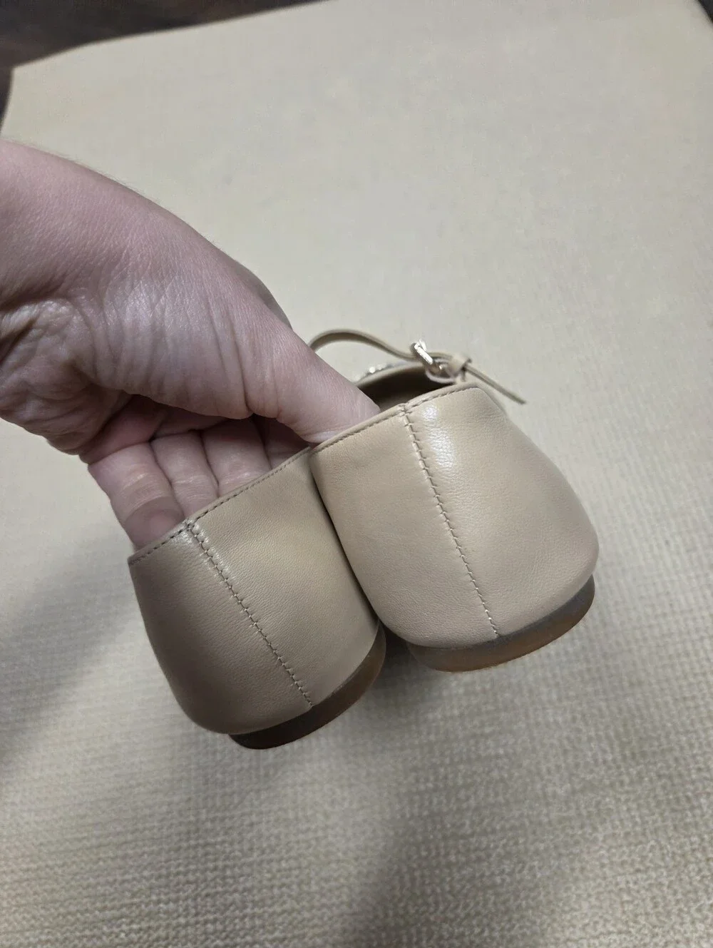 Coach Beige Leather & Black Patent Cap Toe Aubree Mary Jane Flats Size 7.5